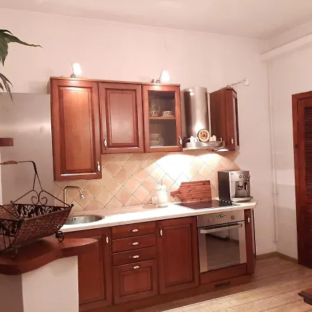 Apartament Maria Apartment *